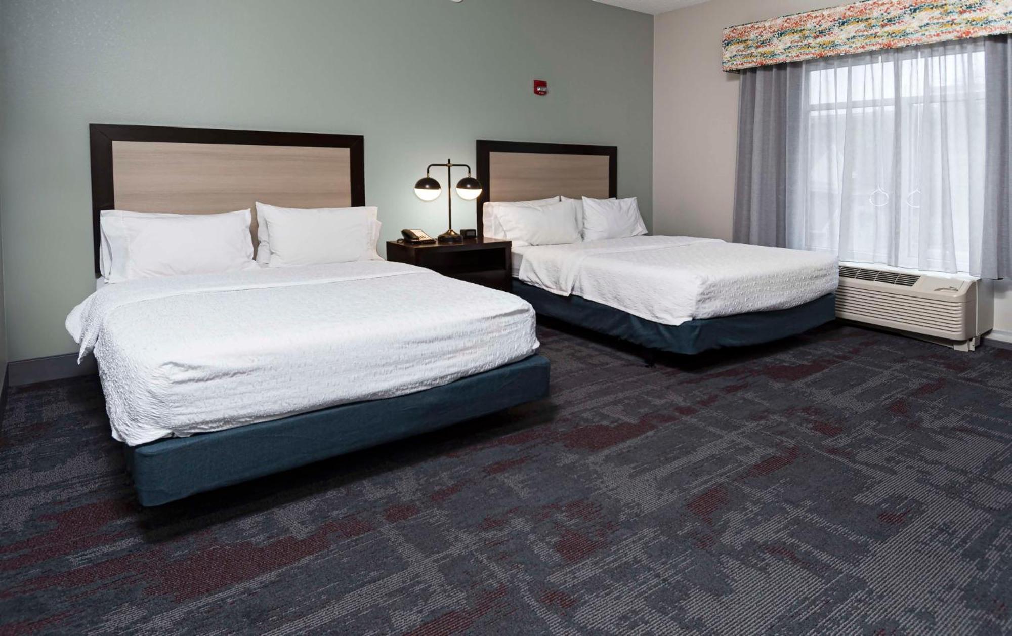 Hampton & - Downtown 3* Raleigh